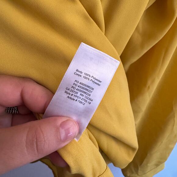 Babaton Aritzia Brett Blouse Yellow Crossover Collared Button Long Sleeve Sz L - Picture 6 of 7